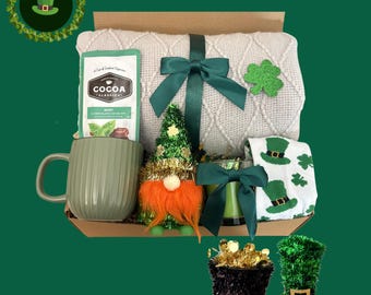 Irish Gift Box, Celtic Box, Gaelic Gifts, St. Patrick's Gift Box, Handcrafted Shamrock Box, Birthday Gift, Irish Home Keepsake