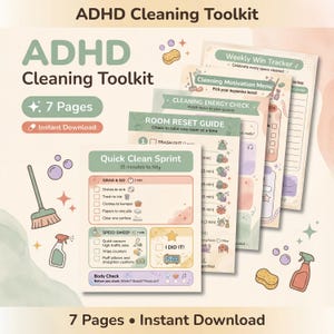 Op de afbeelding: ADHD Cleaning Toolkit met 7 pagina's, waaronder een Quick Clean Sprint-gids, een wekelijkse Win Tracker en een Cleaning Motivation Menu. De toolkit bevat een groene bezem, een rode spuitfles en een gele spons. De tekst zegt "Direct downloaden".