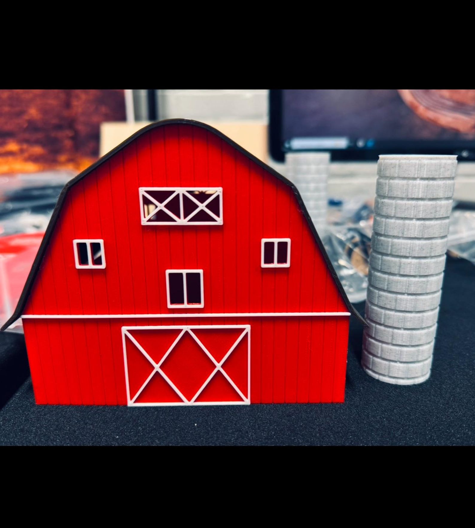 3D Printed Barn With Silo: Farm Scenery Model Railroad Kit - Etsy