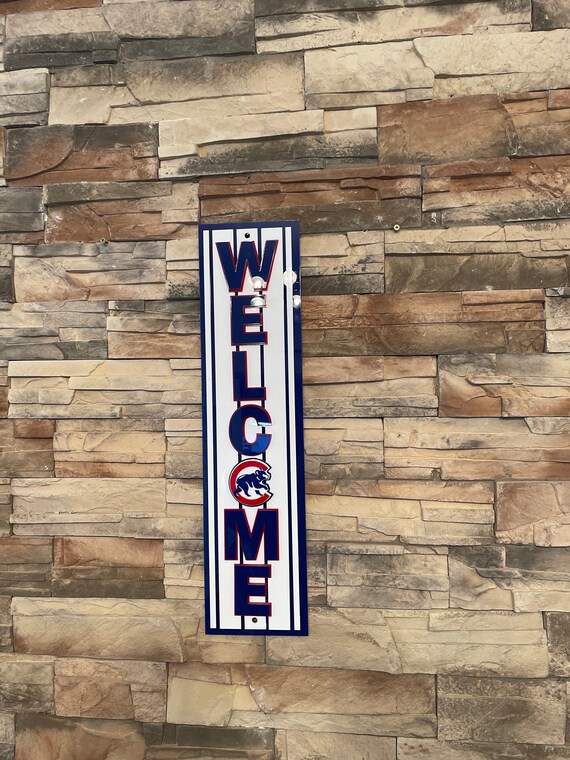 Chicago Welcome sign.This layered acrylic 3d looking sign will look great in the mancave or garage.Can be used in or outdoors.