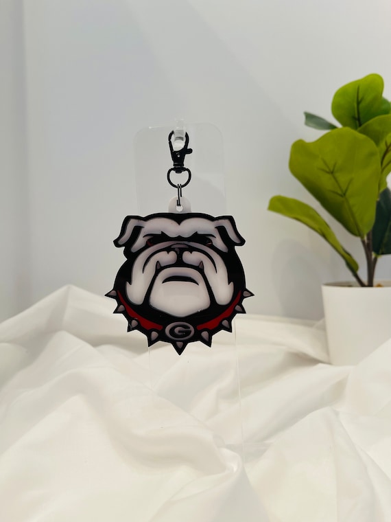 Bulldog themed 3d layered keychain, Bag tag, clip on.   Great way to show your Favorite team.