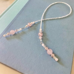 Pretty in Pink Beaded Bookmark
