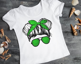 Dzień Świętego Patryka DZIEWCZYNKI Messy Bun PNG | DZIECI Messy Bun Sublimacja | Cyfrowa sztuka Świętego Patryka | Wydrukowana sztuka koniczyny | Pobieranie cyfrowe