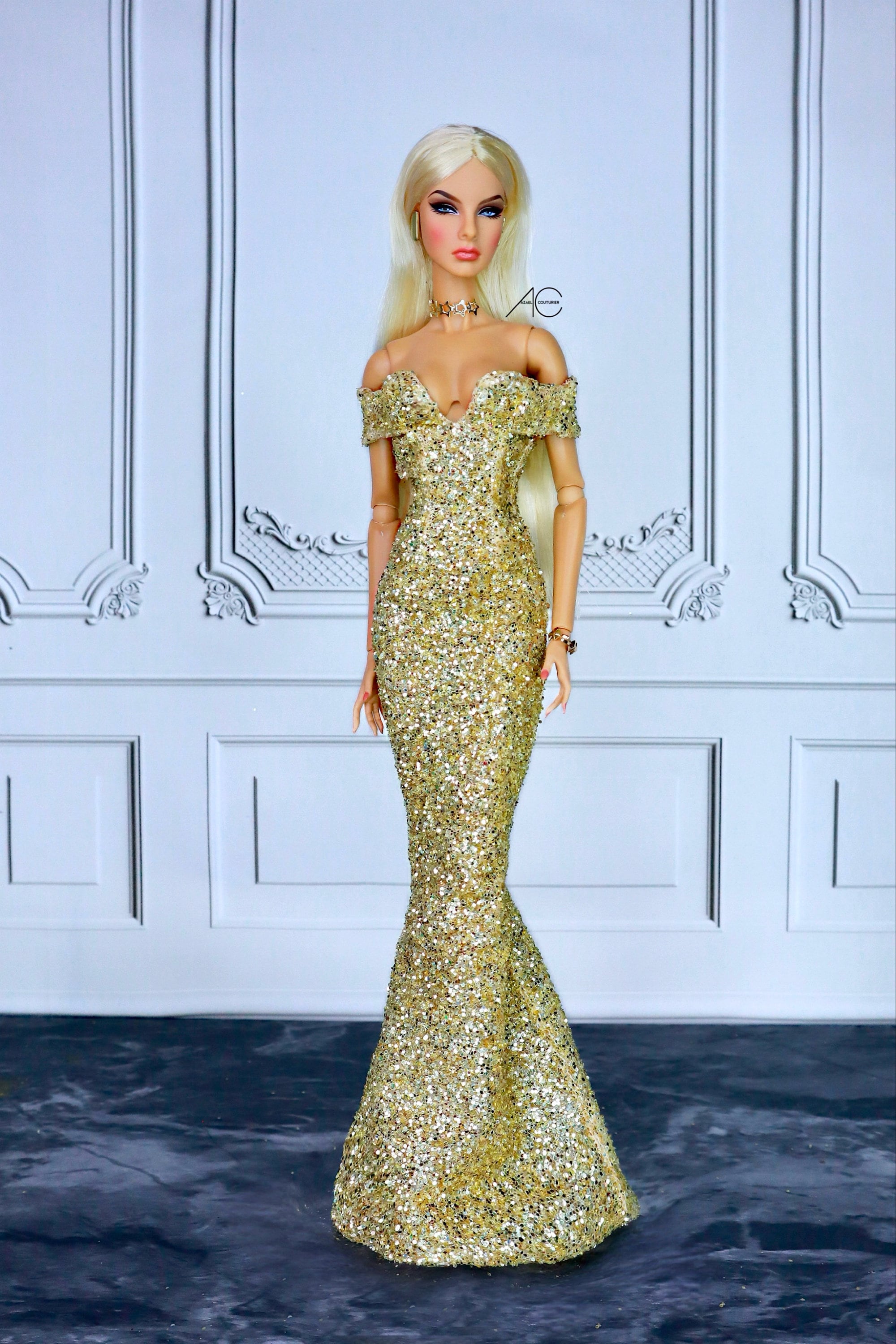 Barbie in gold dress hotsell