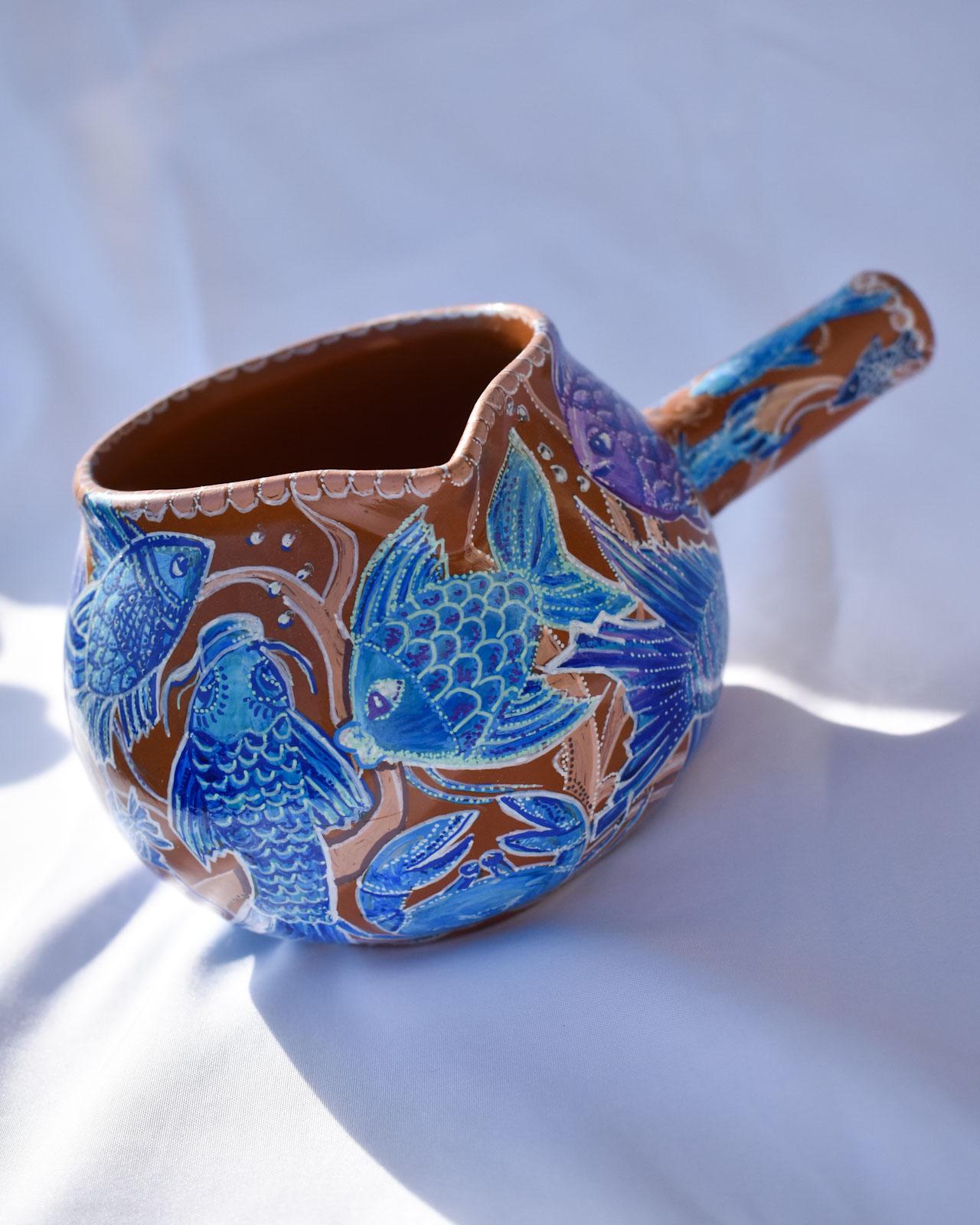 Ceramic sauce boat, sauce boat with handle, hand-painted maritime motif, fish seafood tableware, stoneware tableware for fish and seafood