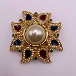 Vintage Kenneth Jay Lane Brooch/Pendant