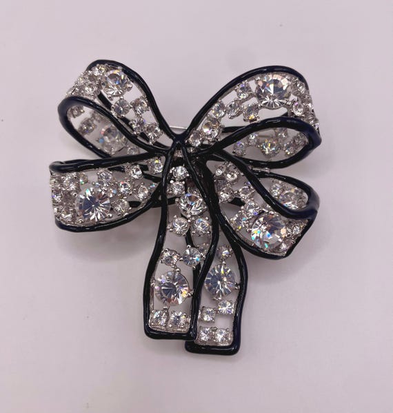 Vintage KJL Kenneth Jay Lane 3D Bow Brooch - image 1