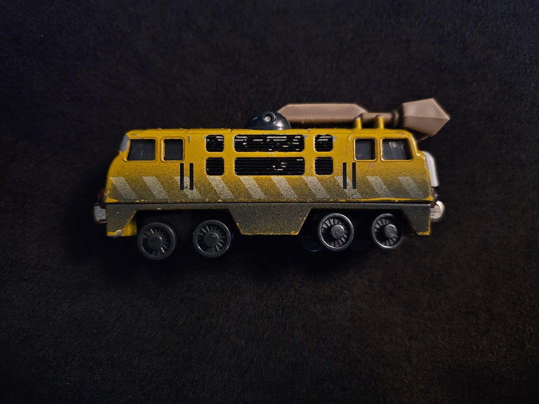 thomas-friends-diesel-10-tank-engine-friends-take-n-play-along-train