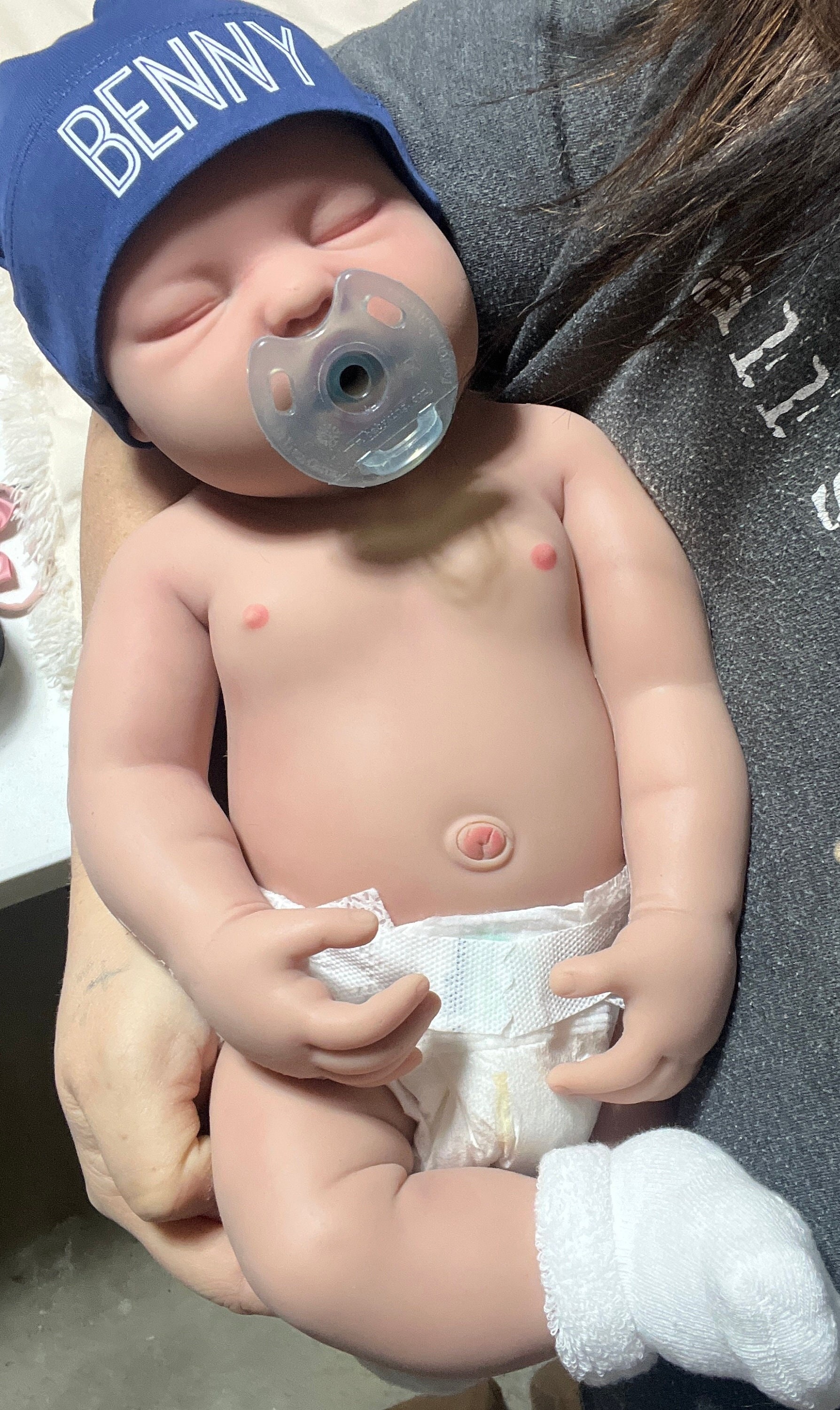 Vollence 11 Inch Full Silicone Baby Doll,Not Vinyl Material Dolls,Eyes Open Reborn Baby Doll,Realistic Lifelike Baby Dolls,Full Weighted Re 並行輸入品 Vollence 11 Inch Full Silicone Baby Doll That Look Real,Eyes Open