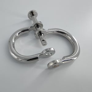 Medieval style handcuffs - Chrome Finish