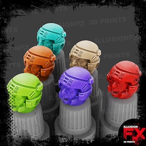 Puede incluir: Un juego de tres tazas de cerámica con un acabado moteado y mate. Las tazas son en tonos crema, gris claro y gris oscuro. Cada taza tiene un diseño simple y minimalista, ideal para café o té.