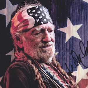Signed WILLIE NELSON Photo Autographed with coa Country Music USA