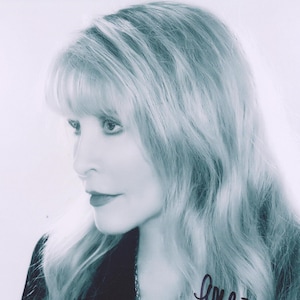 Signed STEVIE NICKS Photo Autographed of Fleetwood Mac w COA