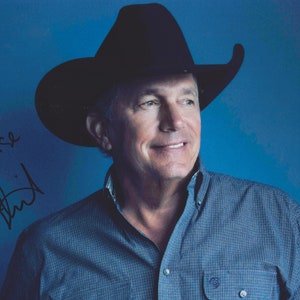 Signed GEORGE STRAIT Autographed Photo w/ COA Country Music Legend