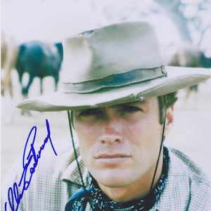 Signed CLINT EASTWOOD Autographed Photo / COA Wetsern Rowdy Yates Rawhide