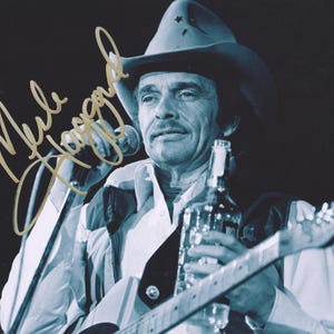 Country Legend Signed MERLE HAGGARD Photo Autographed with COA