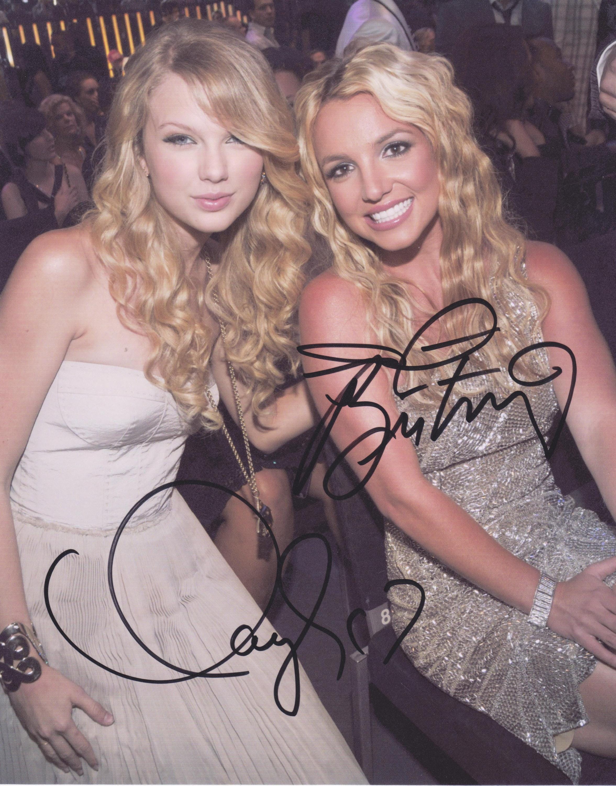 UK限定テイラー・スウィフト直筆 サイン入りアートカードTaylor Swift taylor-swift-autograph-v0-