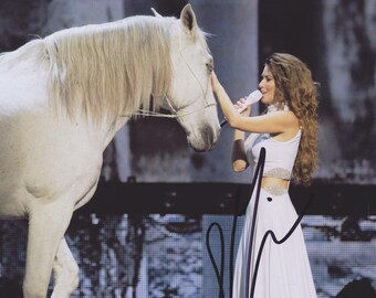Photo signée SHANIA TWAIN avec certificat d'authenticité dédicacé et son cheval El Alcazar