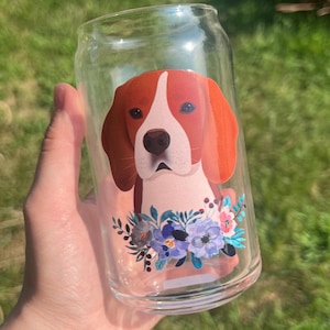 Custom Beagle Can Glass: Hand-Drawn Floral Dog Mom Gift