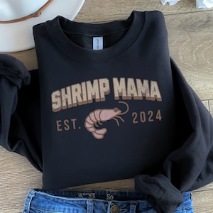 Haustier-Garnelen-Mama-Sweatshirt, Garnelenliebhaber, individuelles Geschenk, Aquarium-Shirt, personalisiertes Garnelenbesitzer-Geschenk für Mutter, Aquarium-Hoodies, College-Schriftart