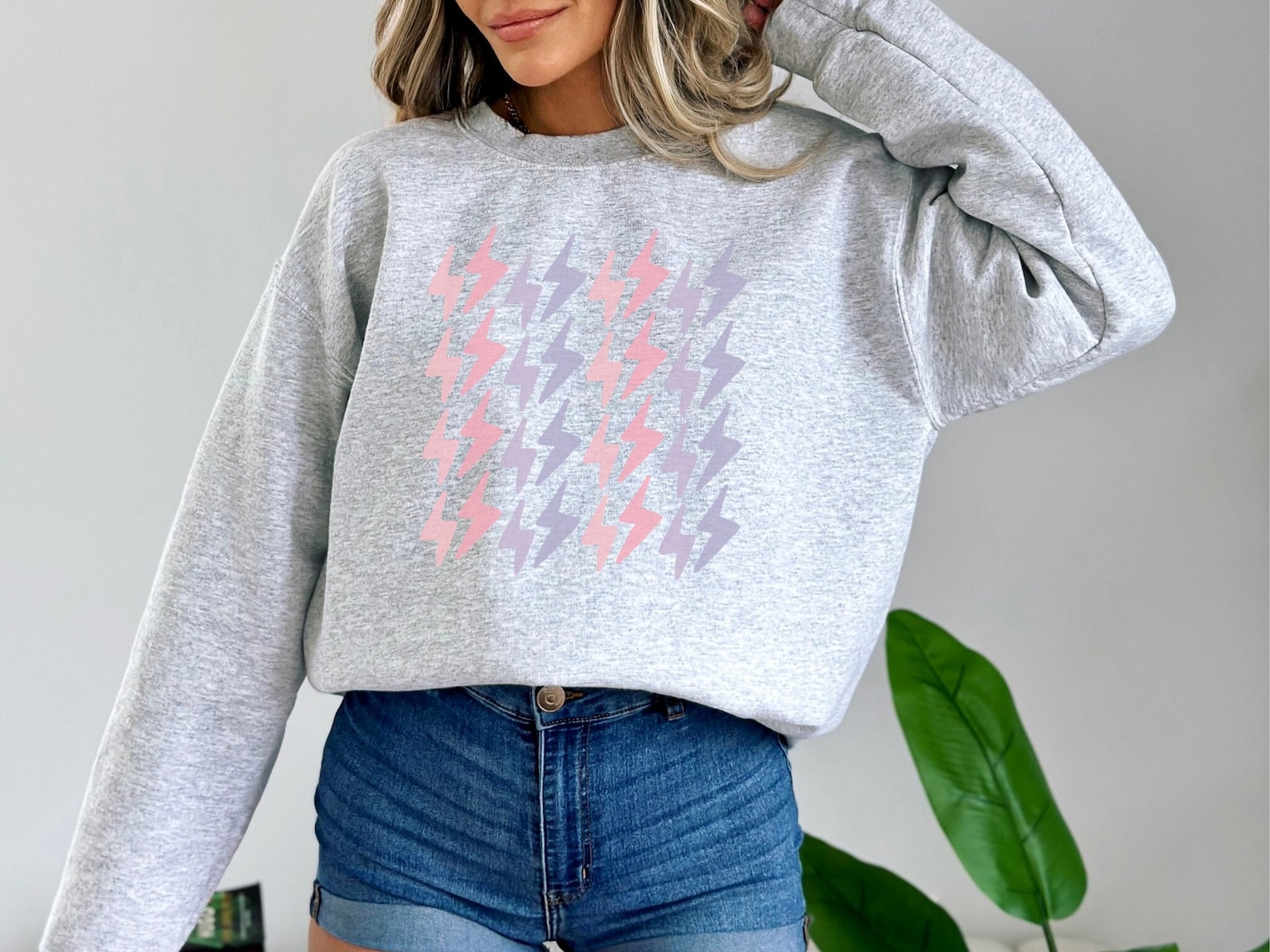 Lightning Bolt Shorts & Sweatshirt main image 0