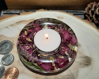 Handmade Resin Candleholder – Minimalist Tealight Holder for Home or Altar