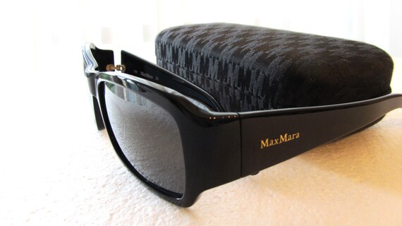 Max Mara Designer Sunglasses + Case, Rectangular,… - image 4
