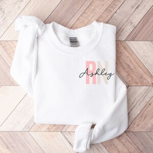 Personalized Registered Nurse Sweatshirt, Custom Nurse Crewneck Sweater, New Nurse RN Gift Shirt Nurse Appreciation Gift, Nursing School Tee