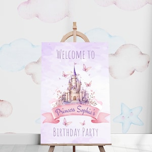 Panneau de bienvenue d’anniversaire de princesse, panneau de bienvenue d’anniversaire personnalisé de princesse, modèle de bienvenue rose et violet imprimable, décor d’anniversaire violet