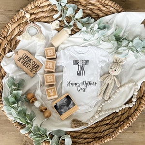 Mothers Day baby announcement, Digital Pregnancy Announcement, mothers day Pregnancy Announcement, first mothers day, Baby Announcement