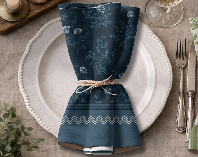 Designer Set of 4 - 100% Cotton Twill 22" x 22" Modern Heirloom Napkins in Navy Garden