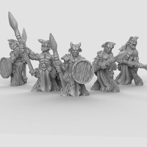 Beastmen Ungor with Spears! Resin Miniature! DnD Miniatures! Dungeons & Dragons Miniatures! Pathfinder Miniatures! RPG!