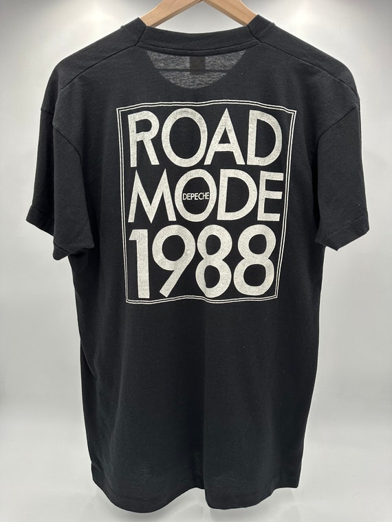 Depeche Mode 1988 - June 18th 1988 Rose Bowl show - image 5