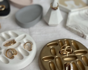 Ring Jewelry Holder Tray   |   Minimalist Modern Concrete Resin Decor