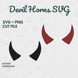 Puede incluir: Un archivo gráfico digital con el texto Devil Horns SVG y SVG + PNG CUT FILE con INSTANT DOWNLOAD. La imagen muestra dos pares de cuernos de diablo curvos, un par en negro sólido y un par en rojo oscuro sólido, sobre un fondo texturizado.