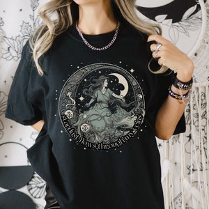 天界の妖精グランジシャツ、ウィムシゴスの服、自然の魔女シャツ、快適な色の妖精コア服、神秘的なシャツ、魔女っぽいもの
