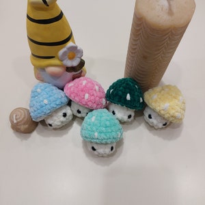 Crochet Mushroom poppers