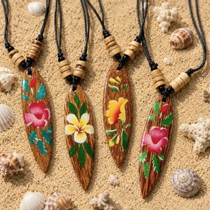 1x Echte Handarbeit Surferkette Surfboard Blumen Anhänger mit Kette Hawaii Flower Maritim Strand Beach Sommer Sonne Surfer Länge verstellbar