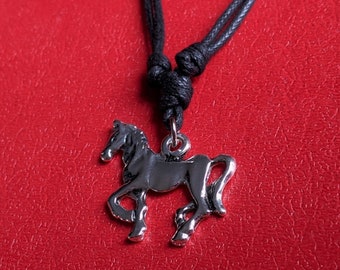 Anhänger mit Kette Pferde Pferd Kette Western Pony Reit Sport Edelstahl Glücksbringer Schutz Amulett Unisex Kinder Damen Herren