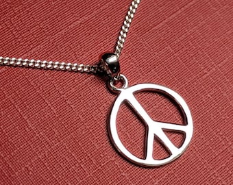 Peace Love Peace Sign Colgante con cadena Everything Real Silver 925 Anti War War Amuleto protector NUEVO / Longitud de la cadena libremente seleccionable