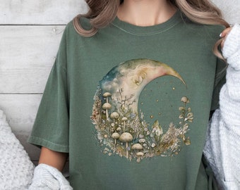 Mushroom Tshirt Celestial Mushroom Cottagecore Shirt Botanical Nature Lover Mushroom Tee Magic Mushroom T-shirt, Gift For Her, Mystical Tee