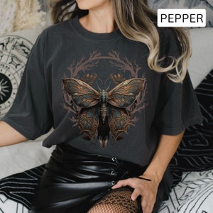 Moth Comfort Colors Shirt, Dark Academia Aesthetic T-Shirt, Gothic Bug Tee, Goblincore, Vintage Style, Forestcore, Dark Cottagecore