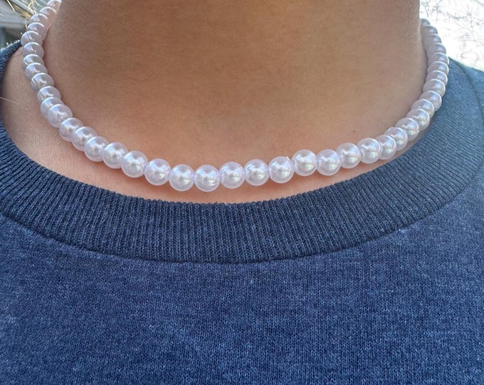 Elegant Pearl Necklace