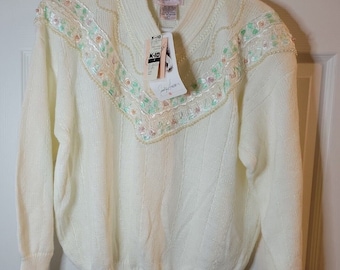 Vtg Jaclyn Smith V Neck Sweater w Lace and Beads Details white Size L