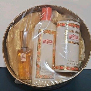 Vintage Lady Stetson gift set, cologne spray, Talc Powder Body Lotion Hat Box image 1