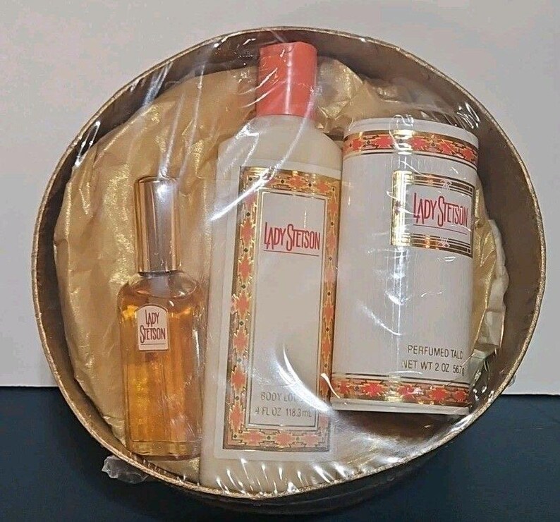 Vintage Lady Stetson gift set, cologne spray, Talc Powder Body Lotion Hat Box image 1