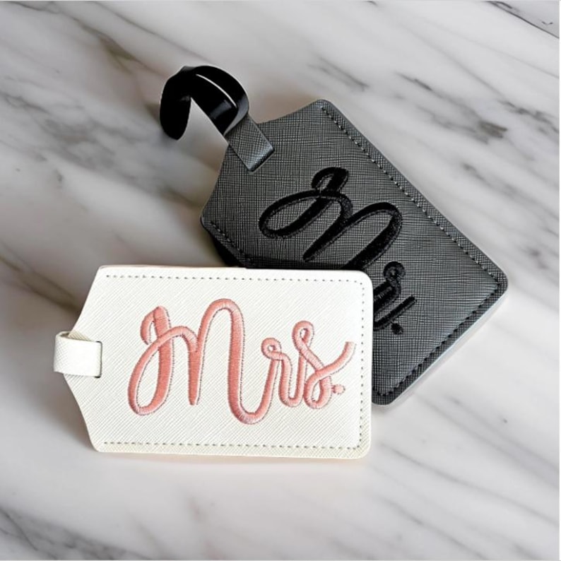 Mr & Mrs Luggage Tags Set, Wedding Gift for Bride and Groom, Suitcase Tag for Honeymoon Travel, Gift for Couple