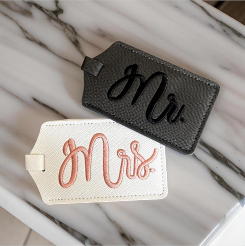 Mr & Mrs Luggage Tags Set, Wedding Gift for Bride and Groom, Suitcase Tag for Honeymoon Travel, Gift for Couple