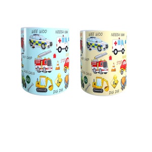 Divertido regalo de taza de vehículo de dibujos animados disponible en 2 colores diferentes.