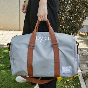 Embroidered travel bag with name,Personalized weekend bag,Men&#39;s custom duffel bag,Groomsmen gift,Embroidered groomsmen bag,Best men&#39;s gift